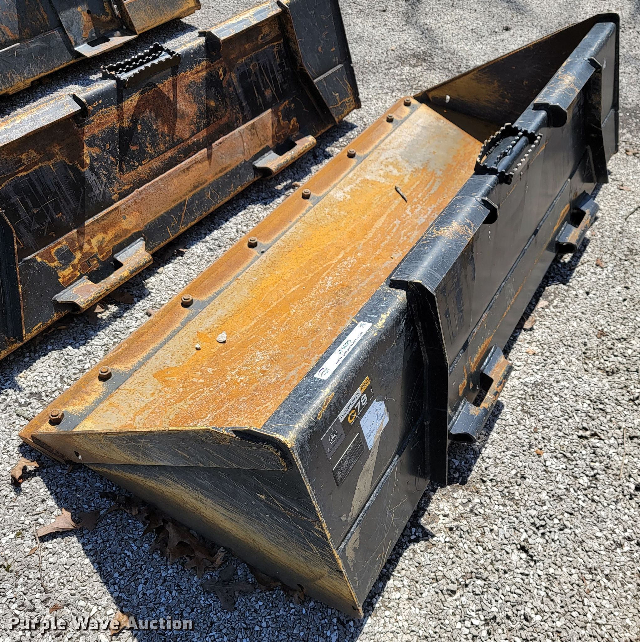 John Deere C78 74" W skid steer bucket in Joplin, MO Item JF9020 sold