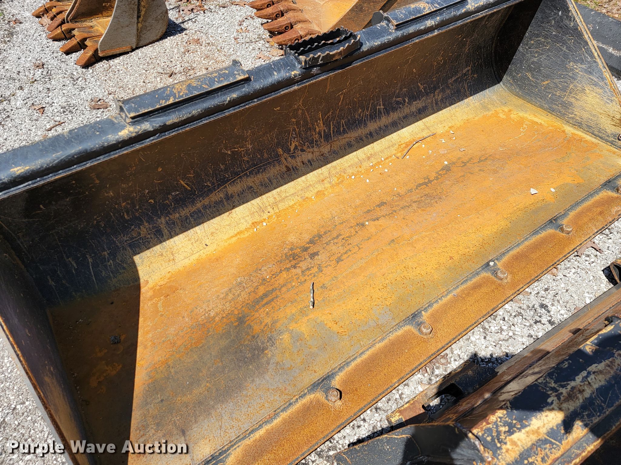 John Deere C78 74" W skid steer bucket in Joplin, MO Item JF9020 sold