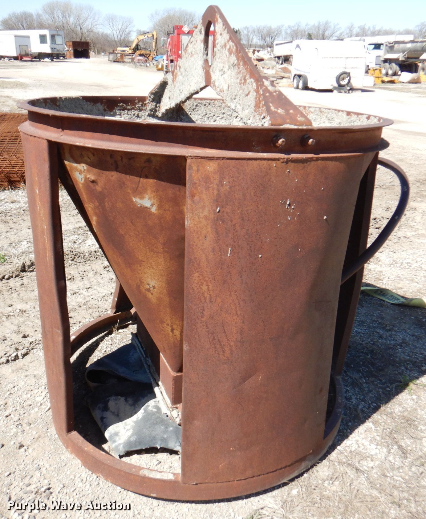 Gar Bro concrete bucket in Topeka, KS Item JS9096 sold Purple Wave