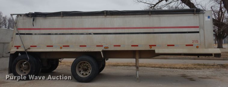 image for item DK4350 2005 Travis  end dump trailer