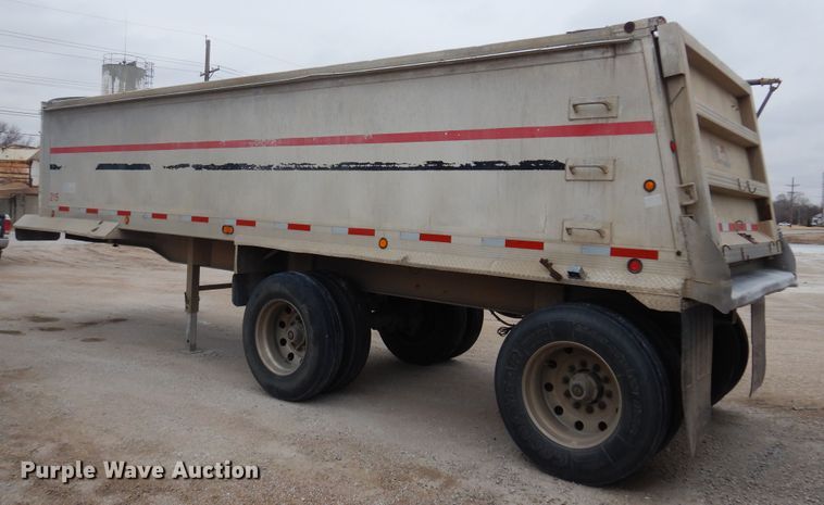 image for item DK4350 2005 Travis  end dump trailer