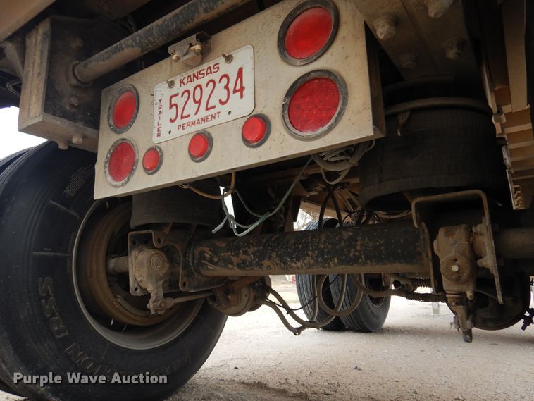 image for item DK4350 2005 Travis  end dump trailer