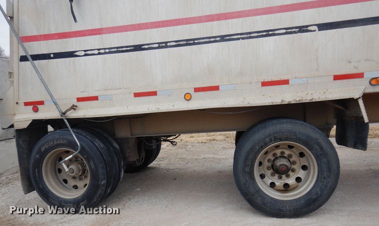 image for item DK4350 2005 Travis  end dump trailer