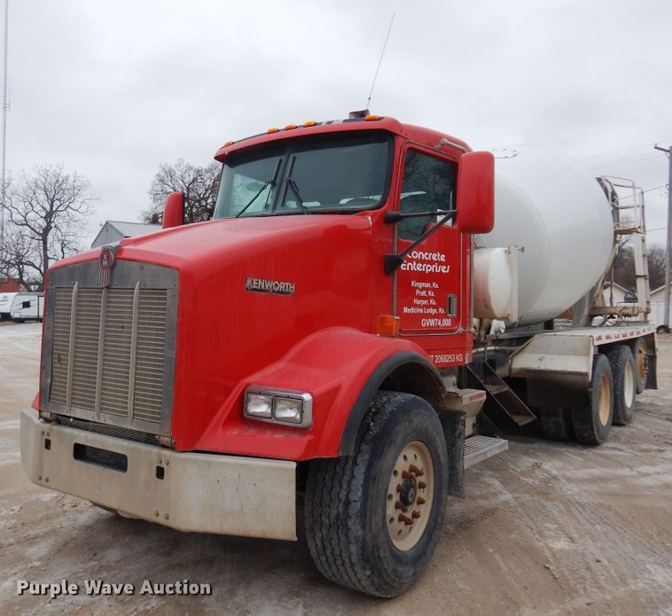 image for item DK4351 2001 Kenworth T800  ready mix truck