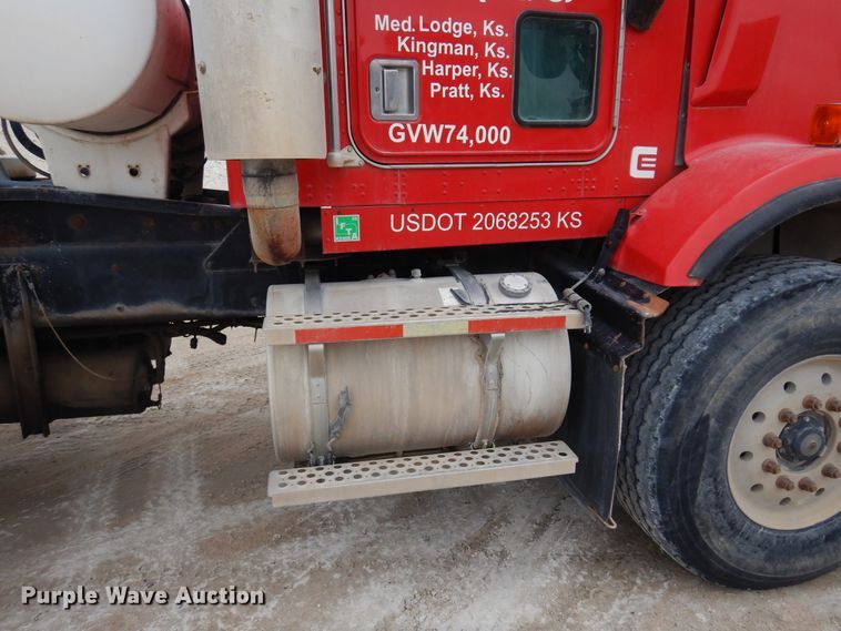 image for item DK4351 2001 Kenworth T800  ready mix truck