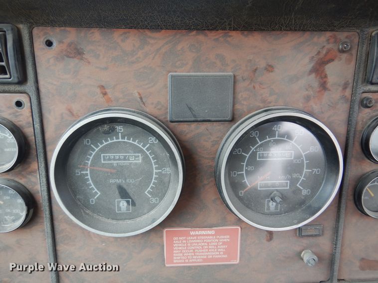 image for item DK4351 2001 Kenworth T800  ready mix truck