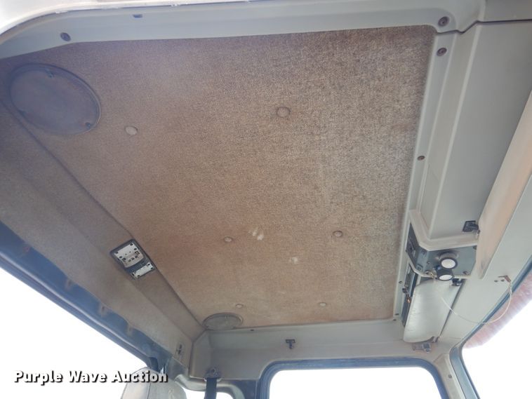 image for item DK4351 2001 Kenworth T800  ready mix truck