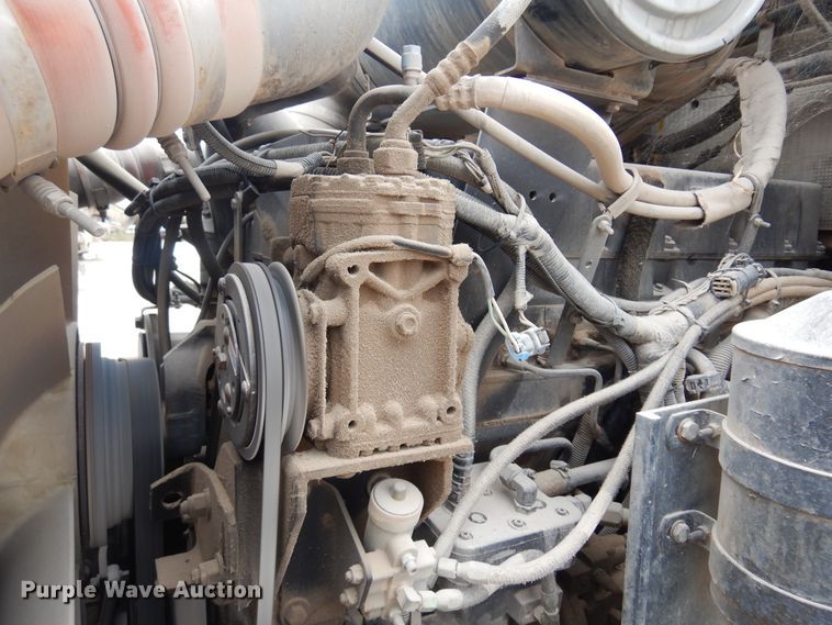 image for item DK4351 2001 Kenworth T800  ready mix truck