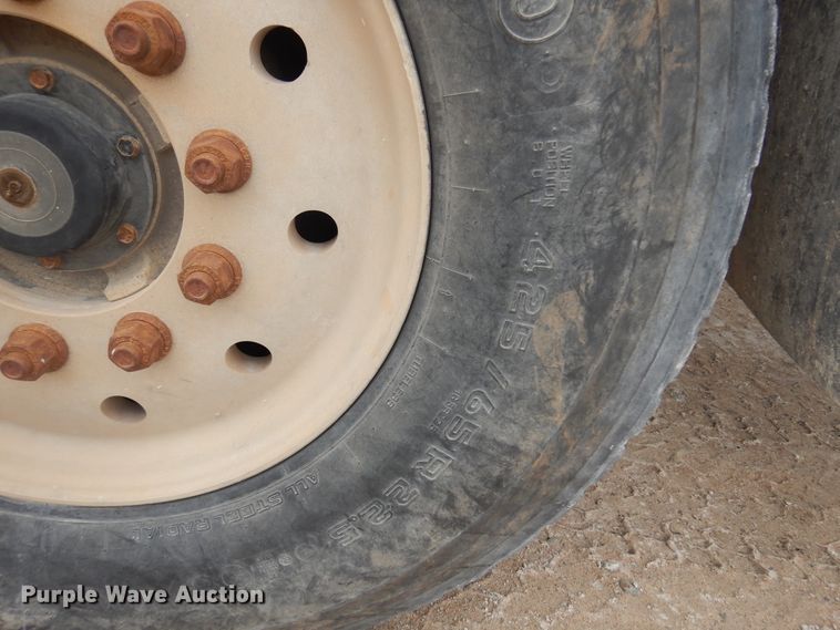 image for item DK4351 2001 Kenworth T800  ready mix truck