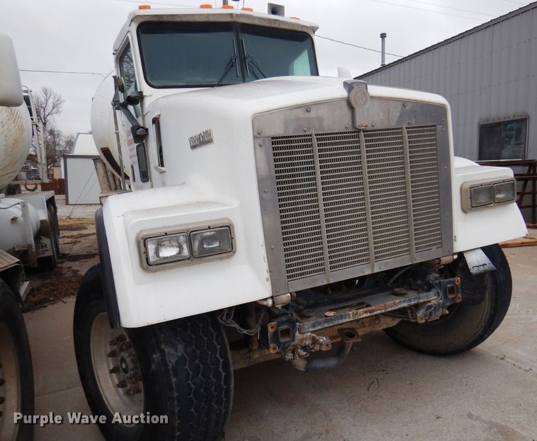 image for item DK4352 1999 Kenworth W900  ready mix truck