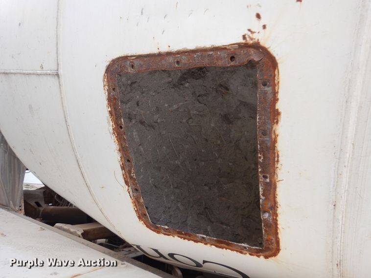 image for item DK4352 1999 Kenworth W900  ready mix truck