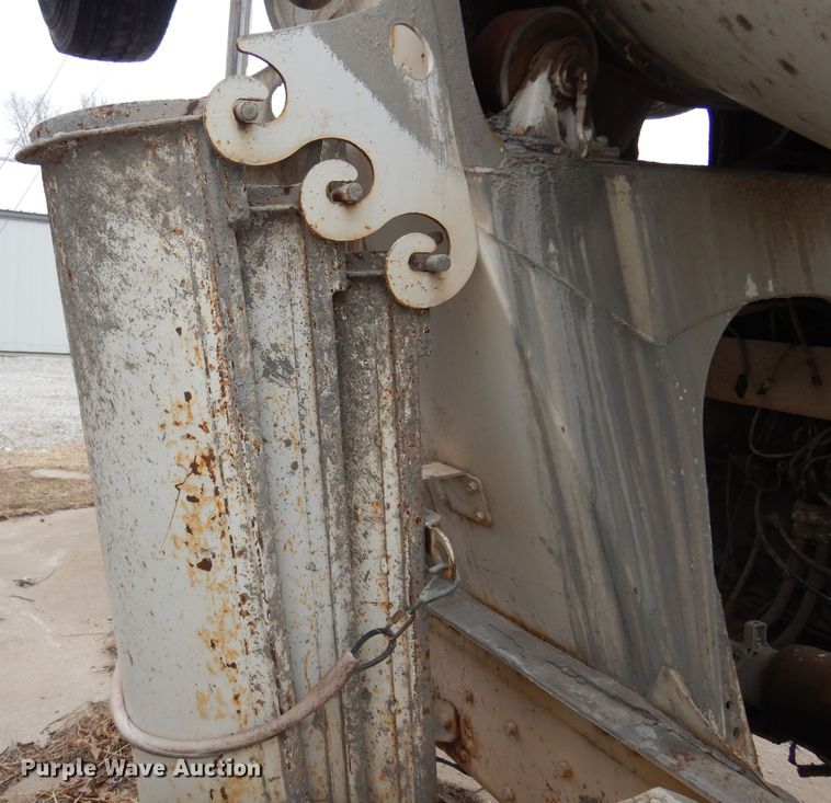 image for item DK4352 1999 Kenworth W900  ready mix truck