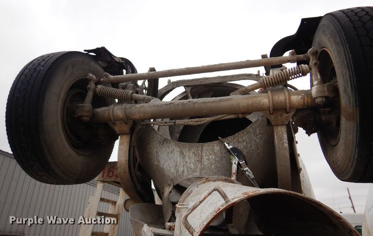 image for item DK4352 1999 Kenworth W900  ready mix truck