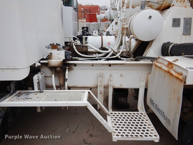 image for item DK4352 1999 Kenworth W900  ready mix truck