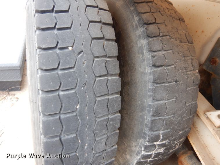 image for item DK4352 1999 Kenworth W900  ready mix truck