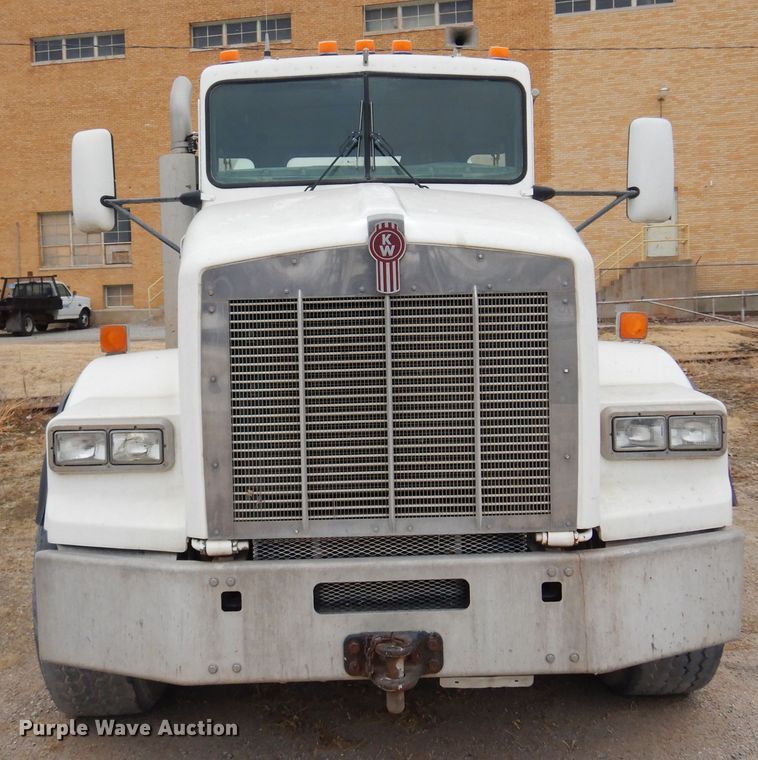 image for item DK4353 2003 Kenworth T800  ready mix truck