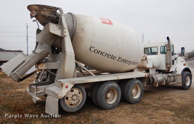 image for item DK4353 2003 Kenworth T800  ready mix truck