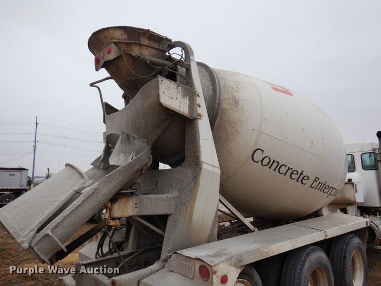 image for item DK4353 2003 Kenworth T800  ready mix truck