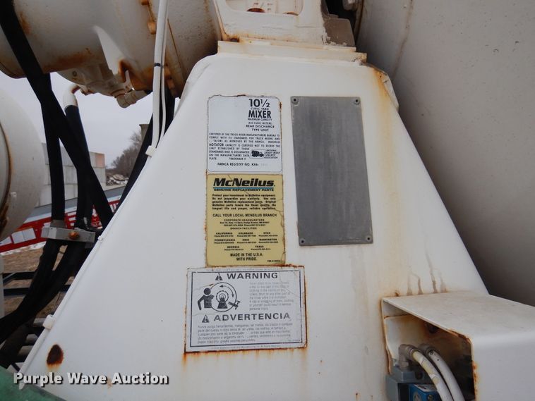 image for item DK4353 2003 Kenworth T800  ready mix truck