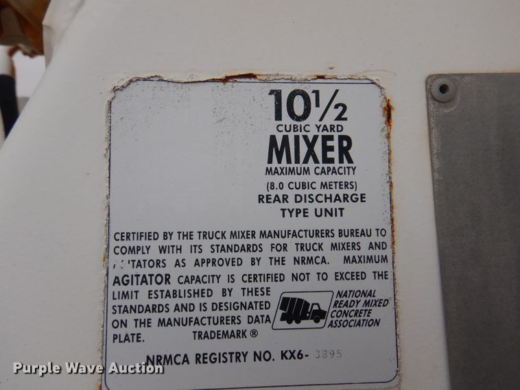 image for item DK4353 2003 Kenworth T800  ready mix truck