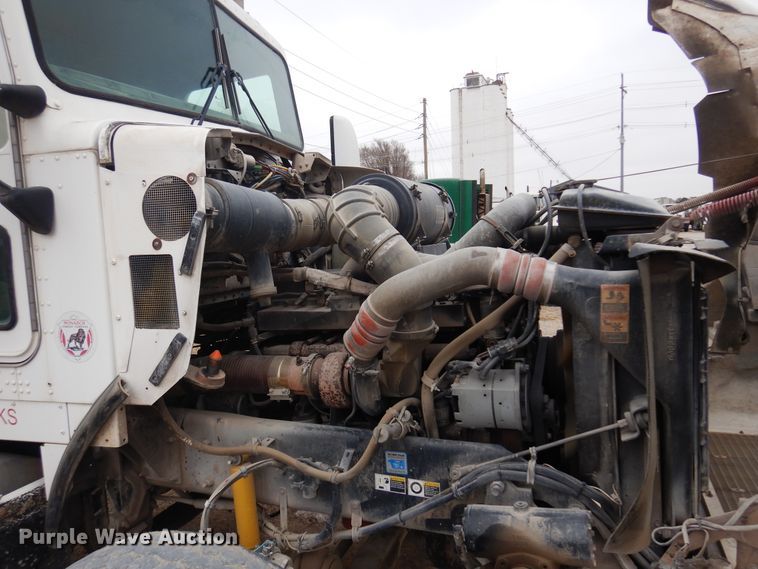 image for item DK4353 2003 Kenworth T800  ready mix truck