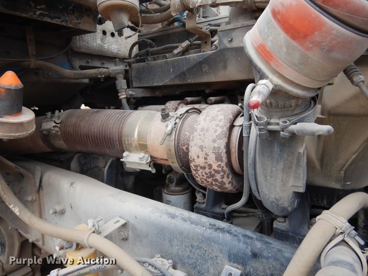 image for item DK4353 2003 Kenworth T800  ready mix truck