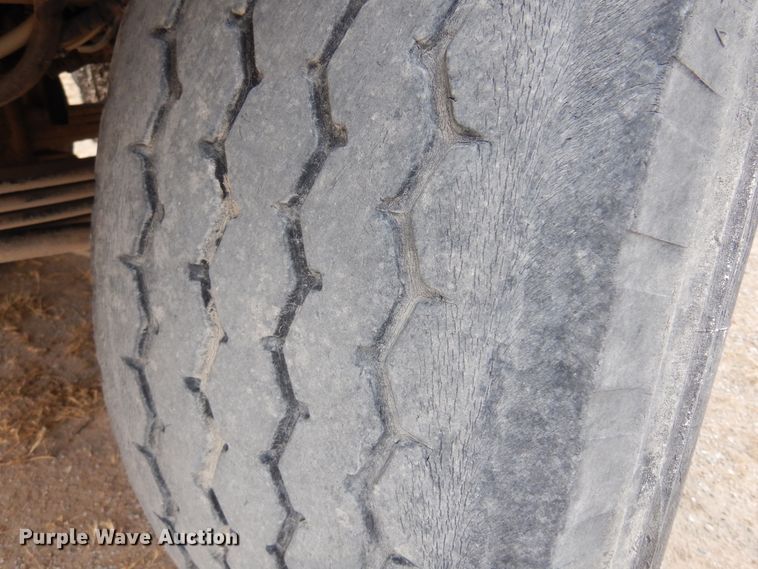 image for item DK4353 2003 Kenworth T800  ready mix truck