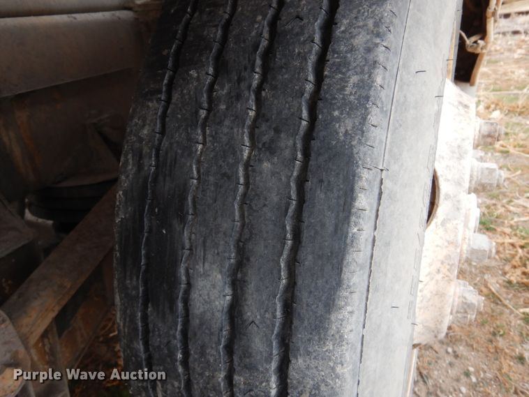 image for item DK4353 2003 Kenworth T800  ready mix truck