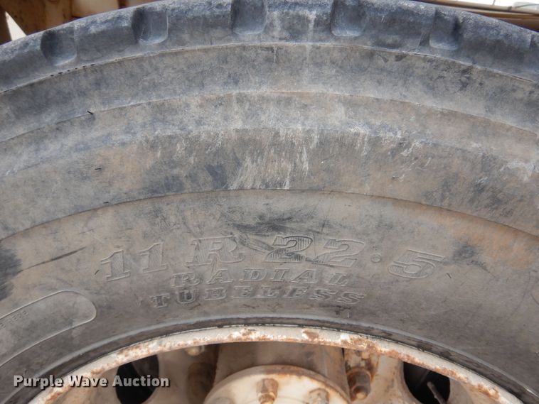 image for item DK4353 2003 Kenworth T800  ready mix truck