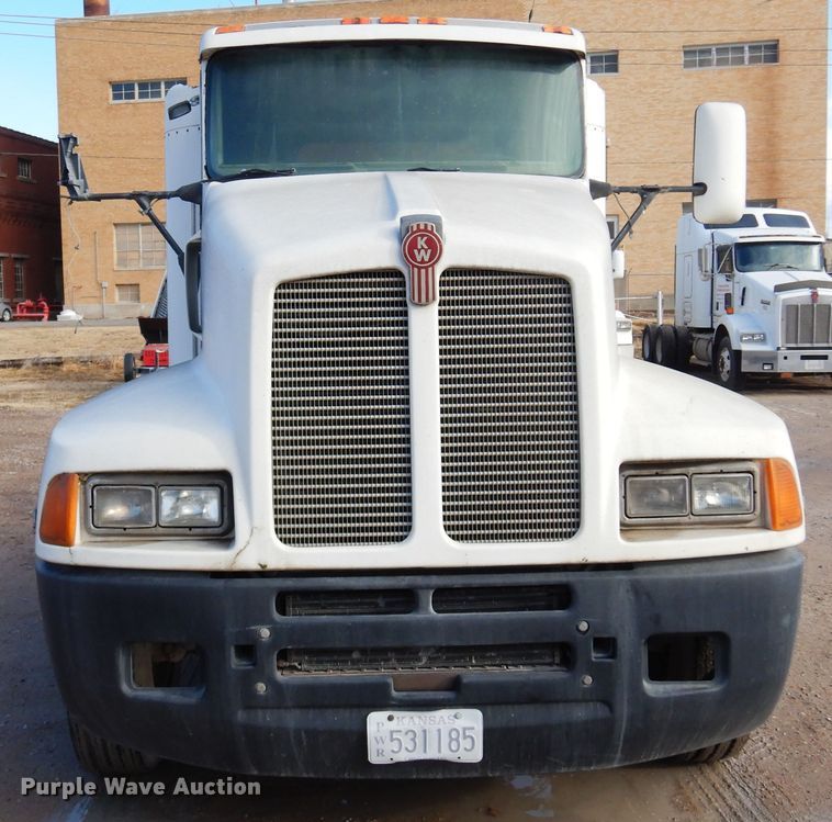 image for item DK4354 1990 Kenworth W900  semi truck