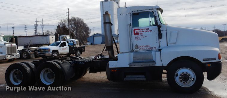 image for item DK4354 1990 Kenworth W900  semi truck