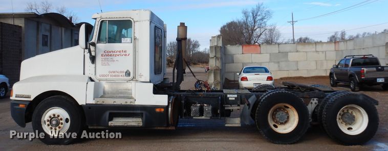 image for item DK4354 1990 Kenworth W900  semi truck