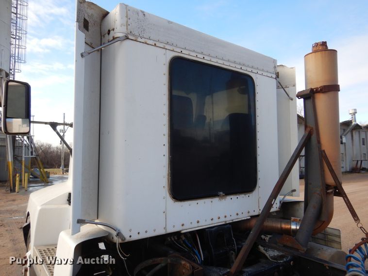 image for item DK4354 1990 Kenworth W900  semi truck