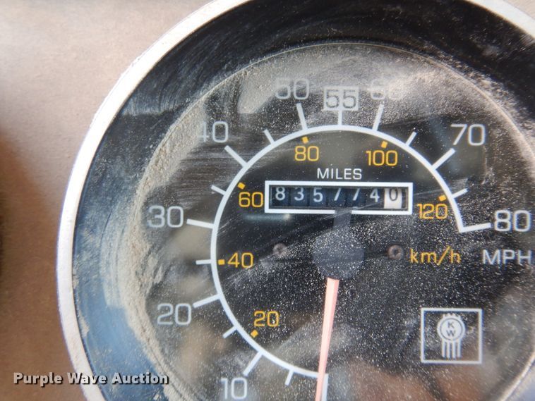 image for item DK4354 1990 Kenworth W900  semi truck