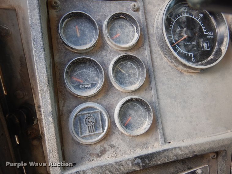 image for item DK4354 1990 Kenworth W900  semi truck