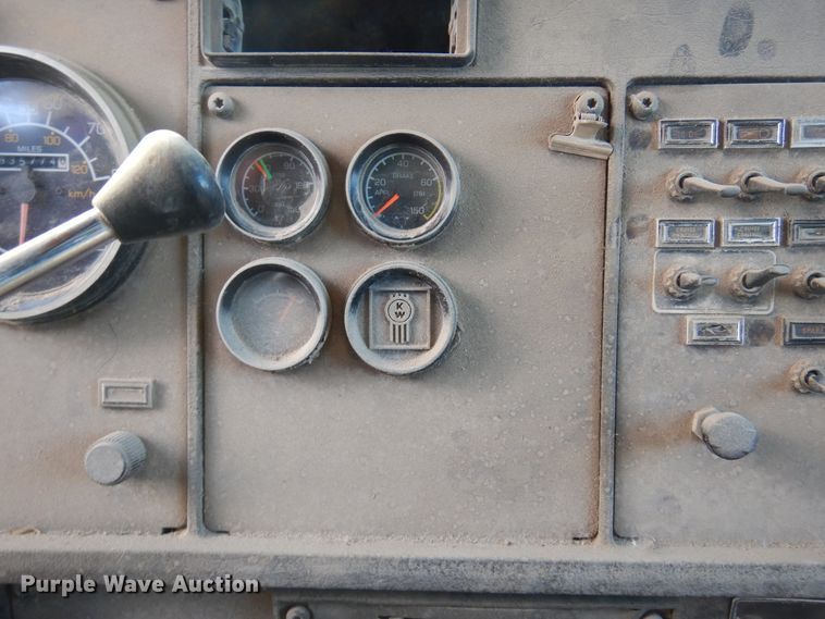 image for item DK4354 1990 Kenworth W900  semi truck