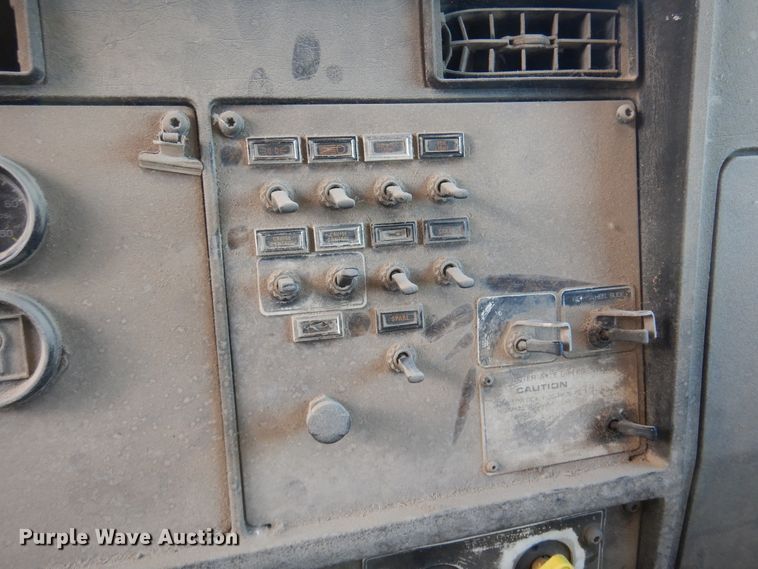 image for item DK4354 1990 Kenworth W900  semi truck