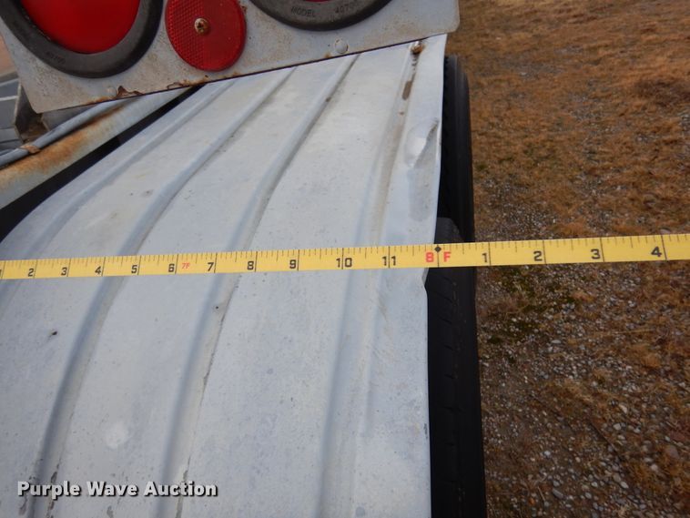 image for item DK4356 1981 Fruehauf  pneumatic dry bulk trailer