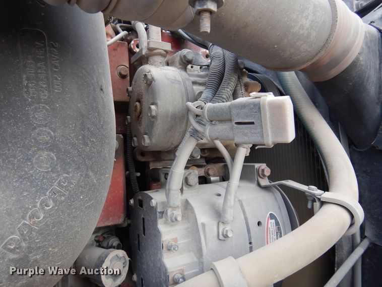 image for item DK4406 2004 Kenworth T800  semi truck