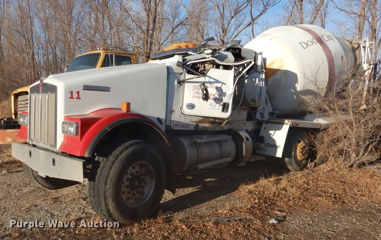 image for item DK7262 2014 Kenworth W900  ready mix truck