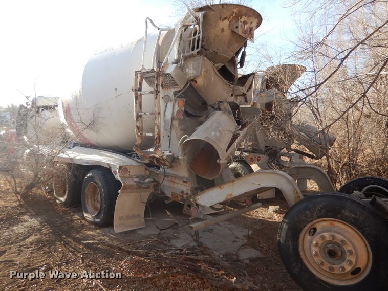 image for item DK7262 2014 Kenworth W900  ready mix truck