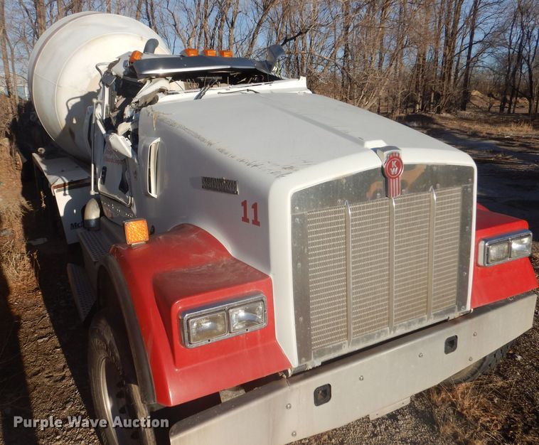 image for item DK7262 2014 Kenworth W900  ready mix truck