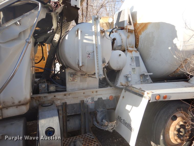 image for item DK7262 2014 Kenworth W900  ready mix truck