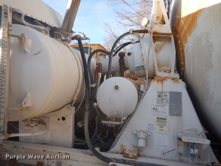 image for item DK7262 2014 Kenworth W900  ready mix truck