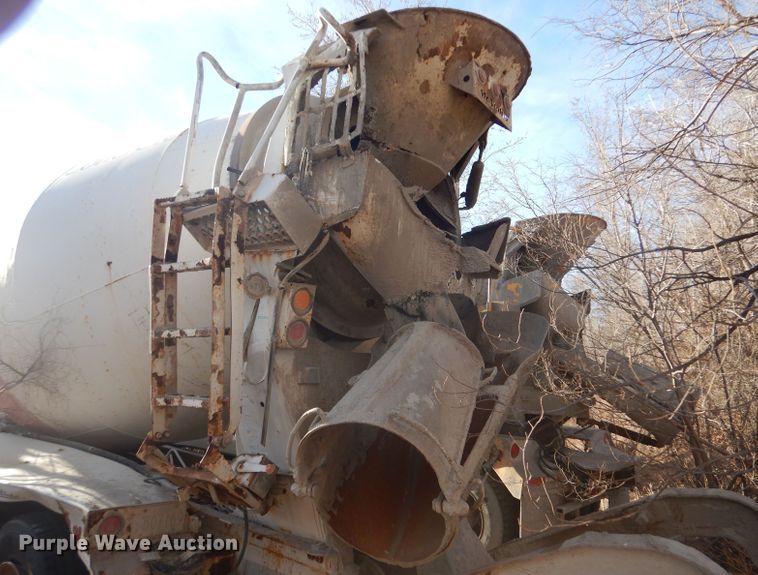 image for item DK7262 2014 Kenworth W900  ready mix truck