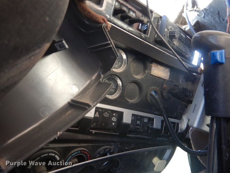 image for item DK7262 2014 Kenworth W900  ready mix truck