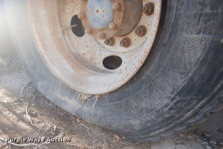 image for item DK7262 2014 Kenworth W900  ready mix truck