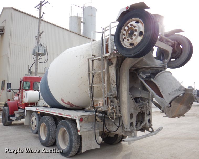 image for item DN1446 2005 Kenworth W900S  ready mix truck