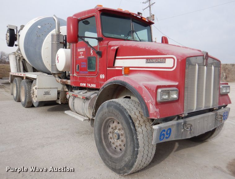 image for item DN1446 2005 Kenworth W900S  ready mix truck