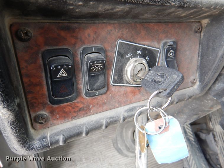 image for item DN1446 2005 Kenworth W900S  ready mix truck